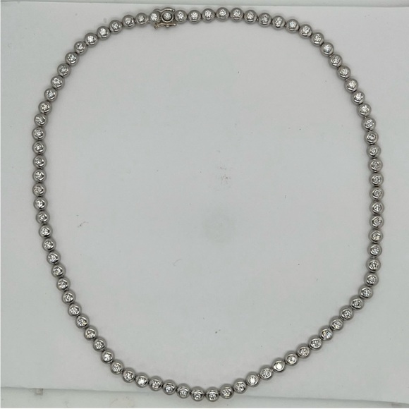 Tiffany & Co. Diamond Tennis Necklace in Platinum, '5.50 CTW' - Picture 3 of 11